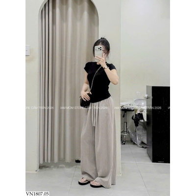 VN1807.05 QUẦN ỐNG RỘNG GÂN SỌC SIÊU HOT