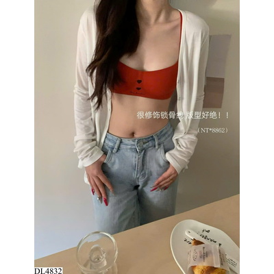DL4832 ÁO NGỰC KHOÉT SÂU THOÁNG KHÍ