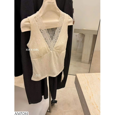 AM5261 ÁO REN CỔ V KÈM ĐỆM NGỰC