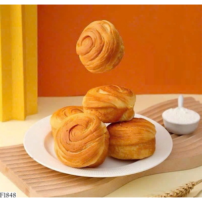 F1848 BÁNH MÌ BA CON SÓC