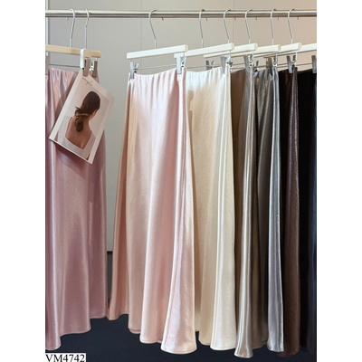 VM4742 CHÂN VÁY LỤA SATIN DÁNG DÀI