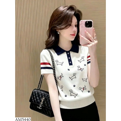AM5440 ÁO POLO DỆT KIM HỌA TIẾT CÚN CON