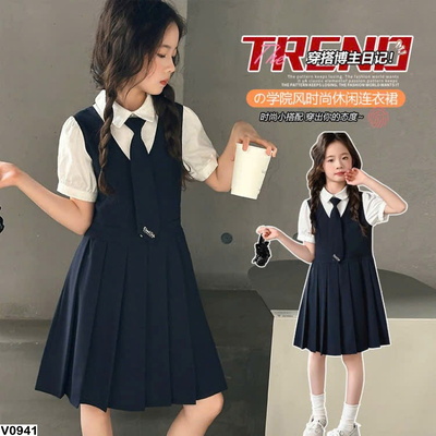V0941  VÁY XÒE XẾP LY HỌC SINH CHO BÉ GÁI