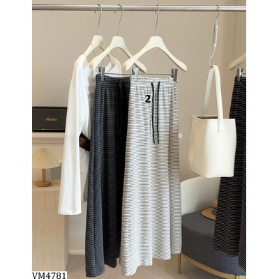 VM4781 CHÂN VÁY KẺ CHO NỮ
