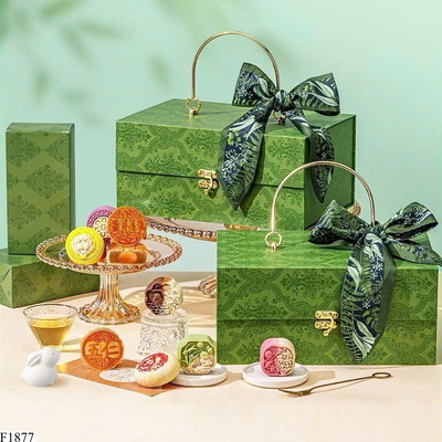 F1877 HỘP BÁNH TRUNG THU 12 BÁNH