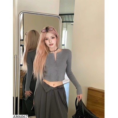 AM6067 ÁO CARDIGAN DÁNG NGẮN MOSESQUEEN